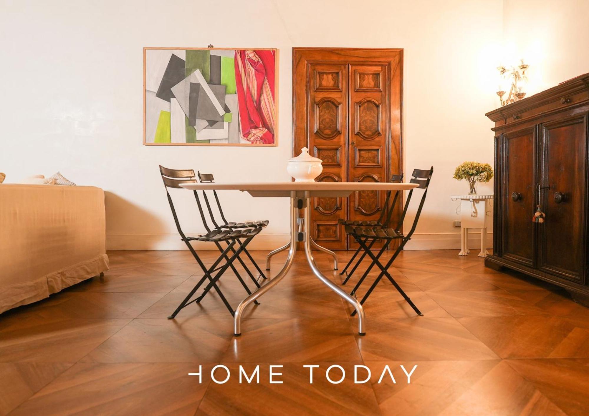 Ht - Casa Del Pittore In Piazza Delle Erbe Padova Luaran gambar