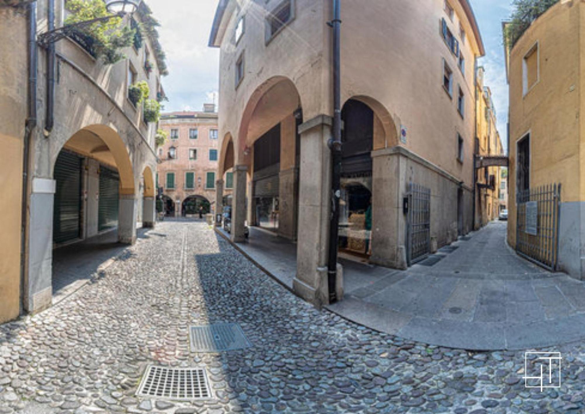Ht - Casa Del Pittore In Piazza Delle Erbe Padova Luaran gambar